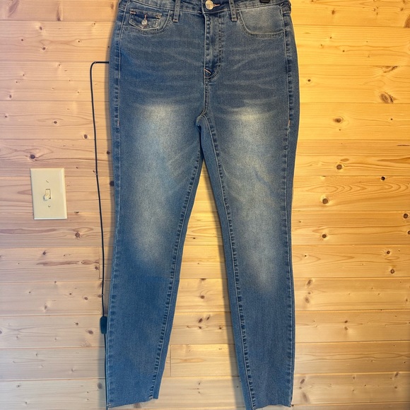 True Religion skinny jeans Size 26 NWT - Picture 2 of 12